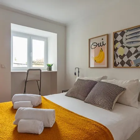 2-bed With A Charming Terrace At Intendente Apartman Lisboa