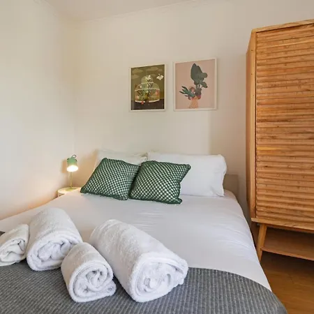 2-bed With A Charming Terrace At Intendente