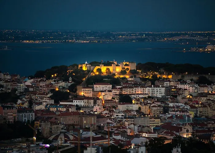 2-bed With A Charming Terrace At Intendente شقة *