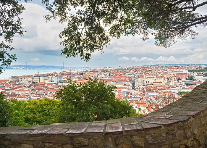2-bed With A Charming Terrace At Intendente * Lisboa