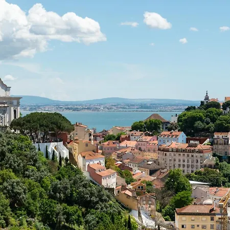 Apartment 2-bed With A Charming Terrace At Intendente Lisbon